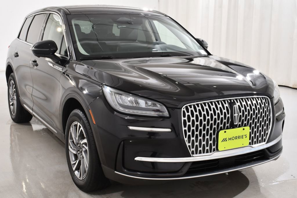 Used 2023 Lincoln Corsair AWD w/ Equipment Group 101A image 4