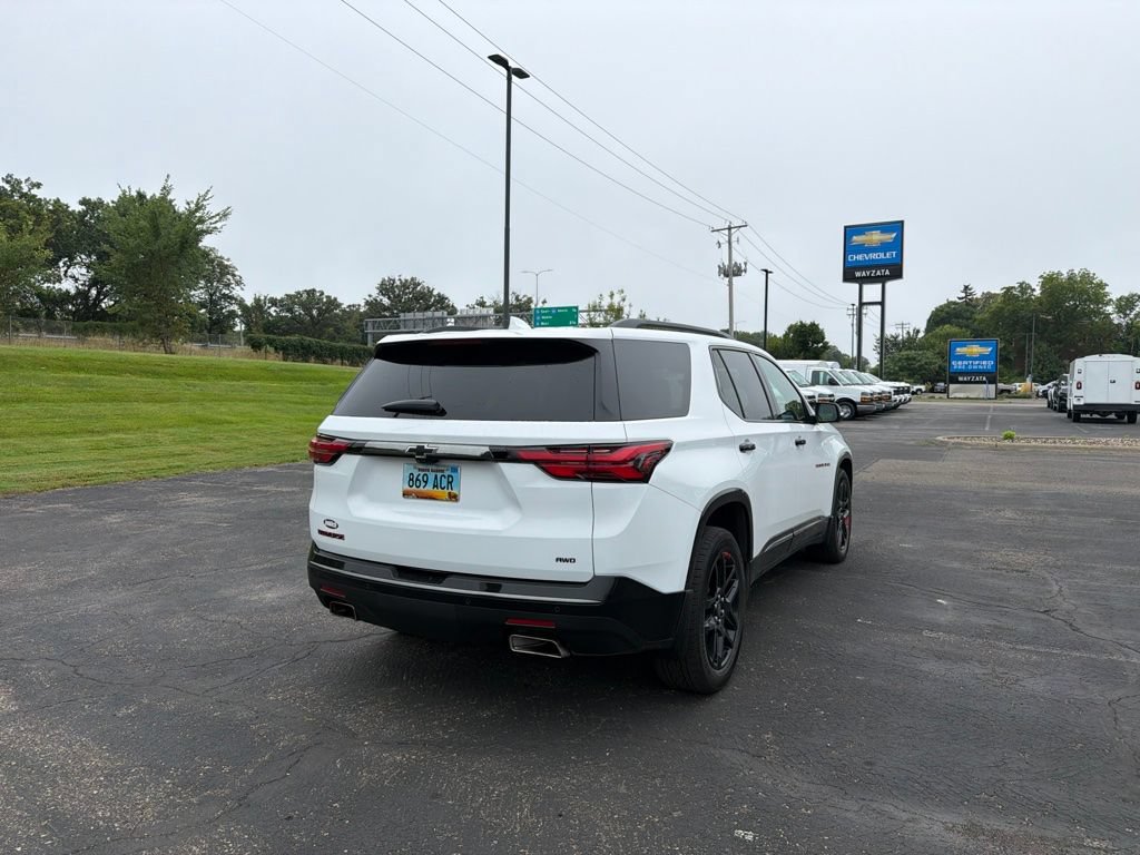 Used 2022 Chevrolet Traverse Premier w/ Redline Edition AWD/4WD image 34