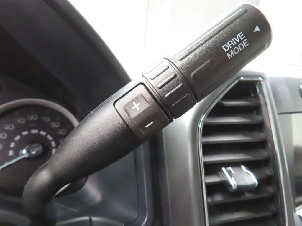 Used 2022 Ford F450 XLT w/ XLT Premium Package image 51