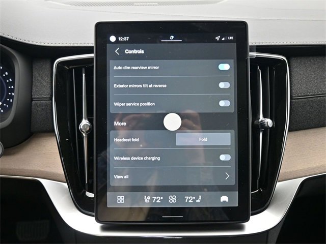 New 2026 Volvo XC90 B6 Plus image 21