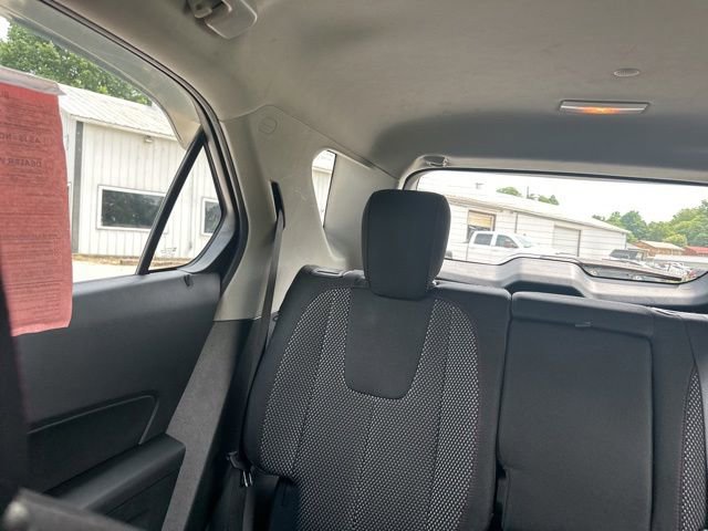 Used 2017 Chevrolet Equinox LS AWD/4WD image 27