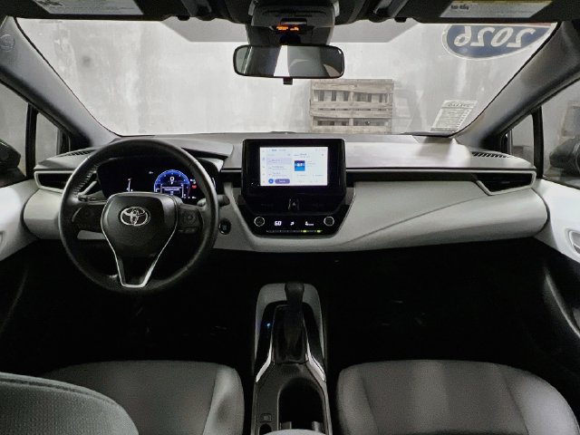 Used 2026 Toyota Corolla SE FWD image 28