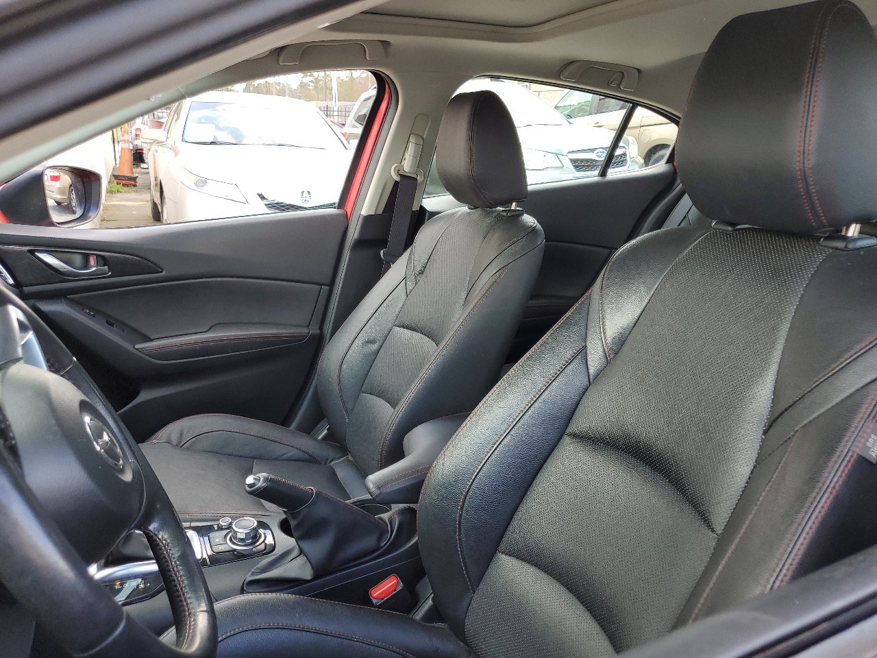 Used 2014 MAZDA MAZDA3 s Grand Touring image 4