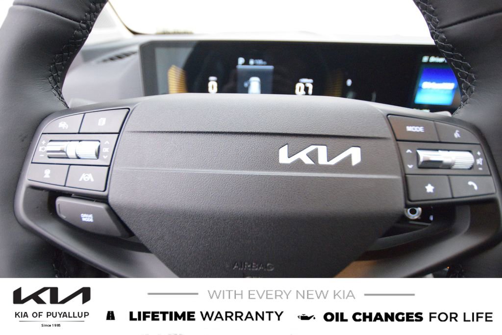 New 2026 Kia Sportage LX image 13