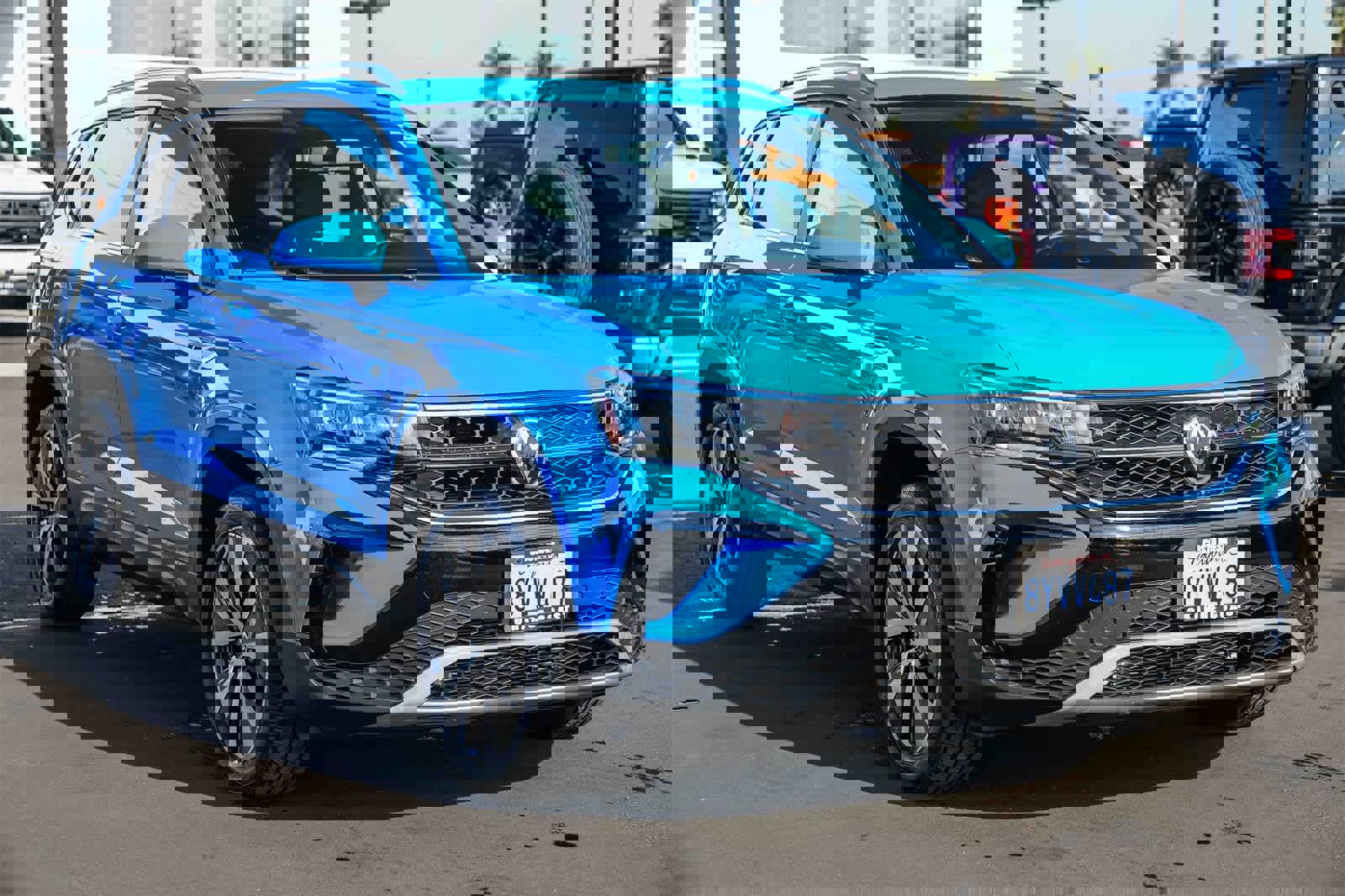 Used 2022 Volkswagen Taos SE image 3