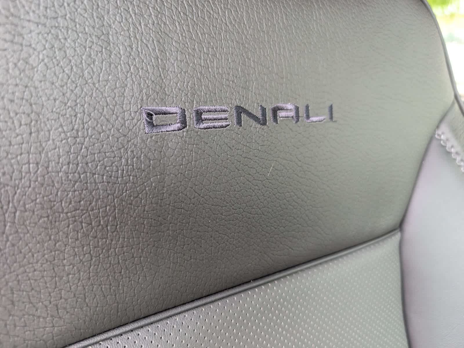 Certified 2024 GMC Yukon XL Denali AWD/4WD image 9
