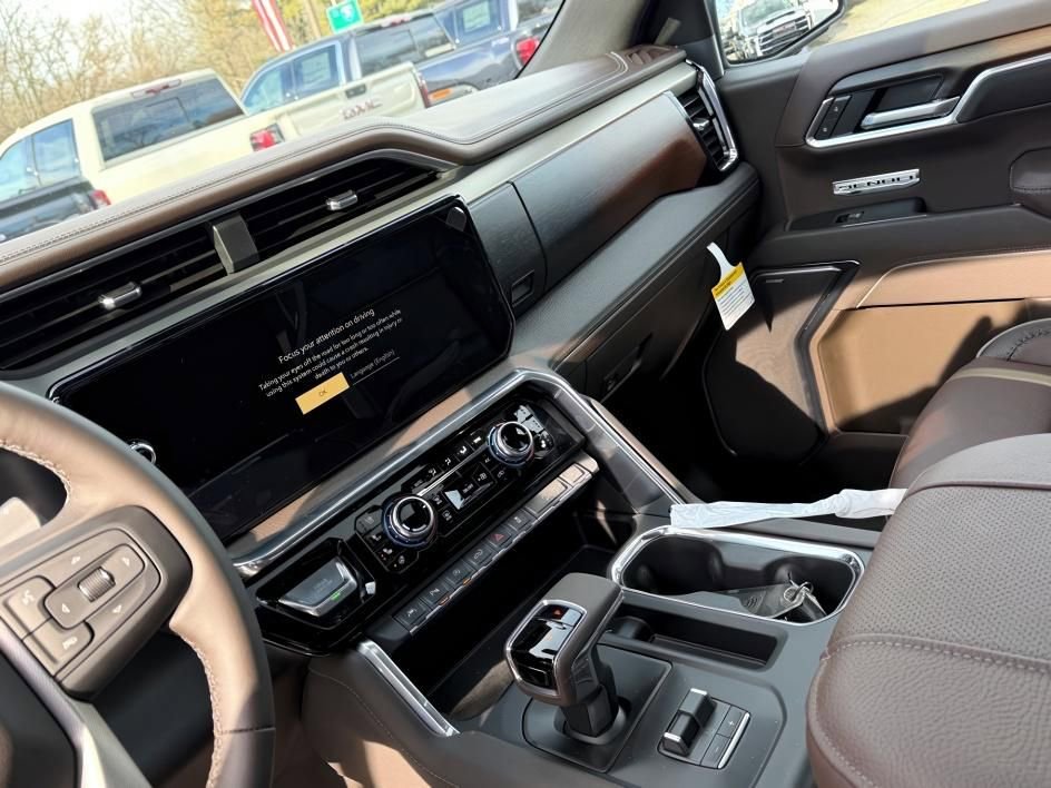 New 2026 GMC Sierra 1500 Denali image 17