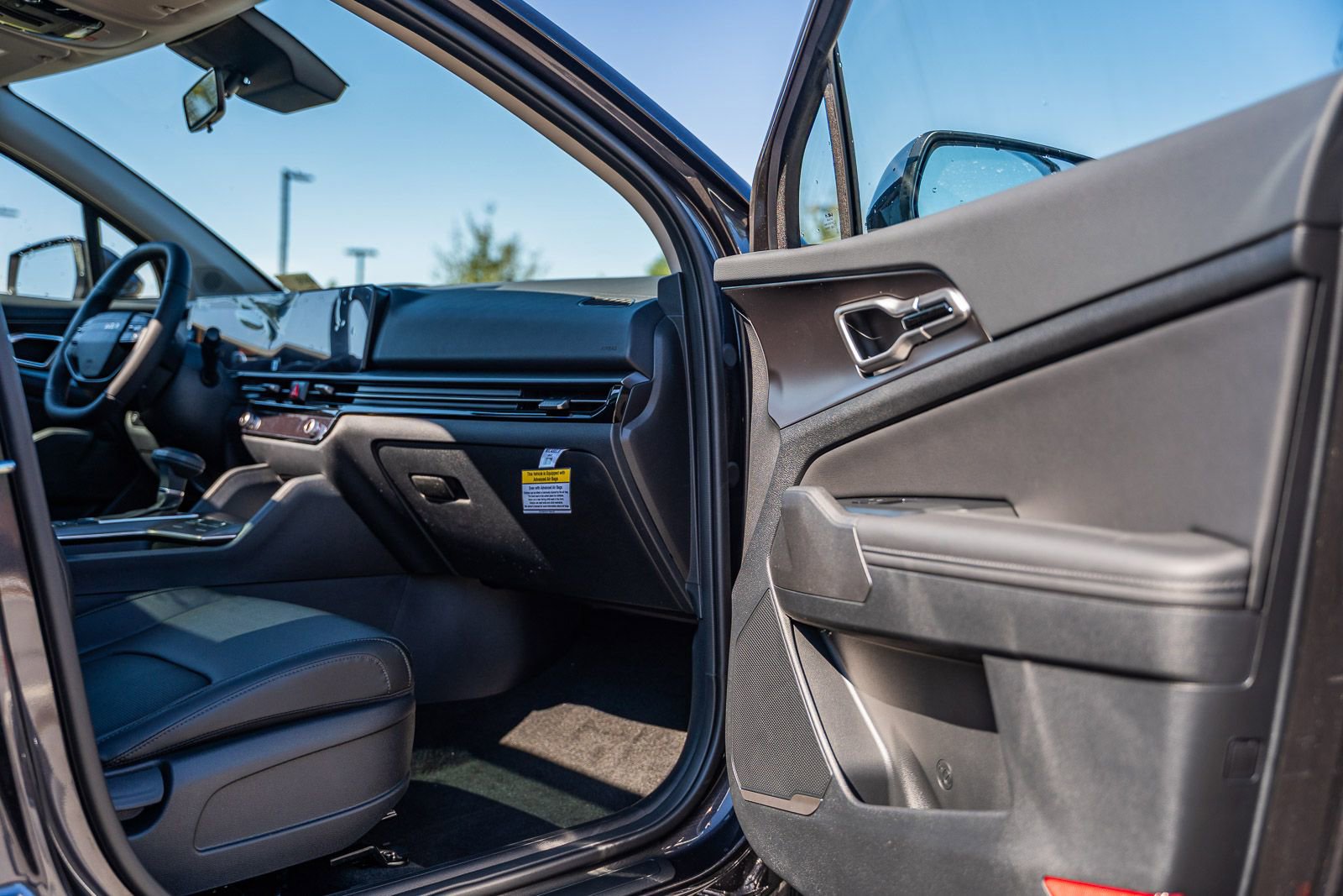 New 2026 Kia Sportage EX w/ EX Panorama Roof Package image 7