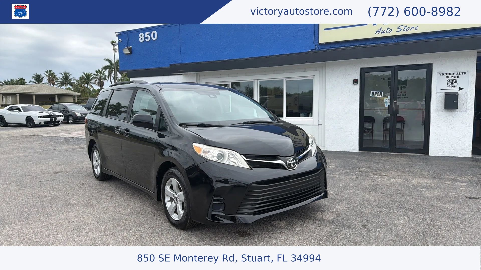 Used 2019 Toyota Sienna LE FWD image 1
