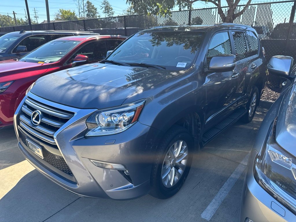 Used 2017 Lexus GX 460 Premium w/ Premium Package AWD/4WD image 4