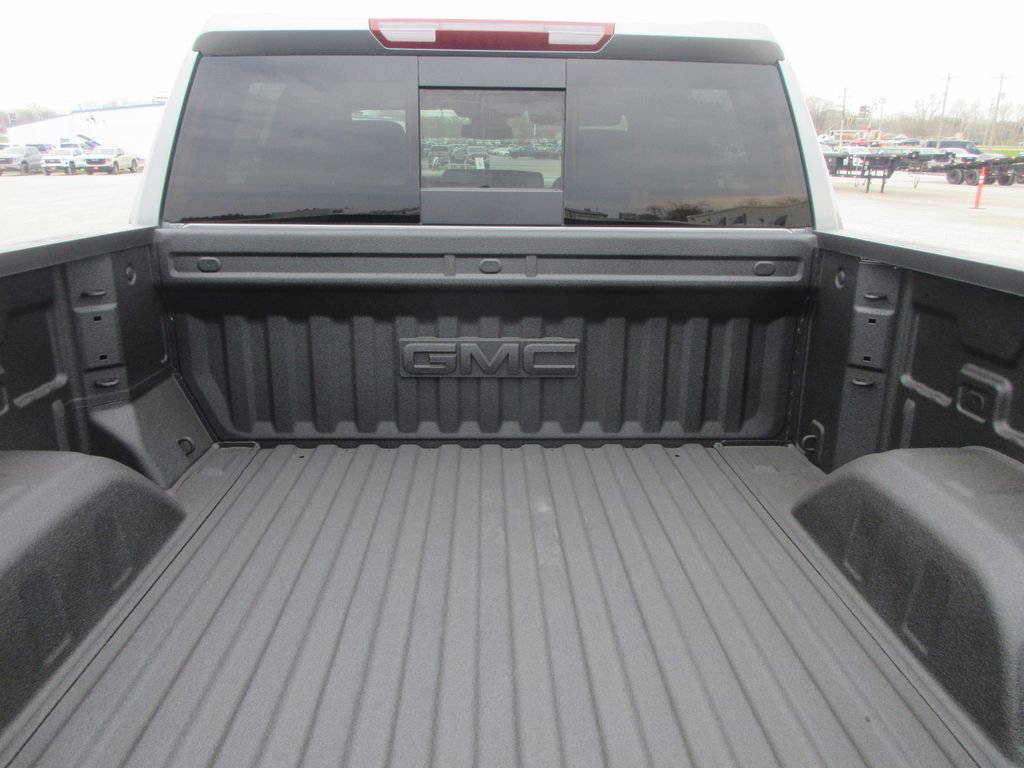 New 2026 GMC Sierra 1500 AT4 w/ AT4 Premium Package image 7