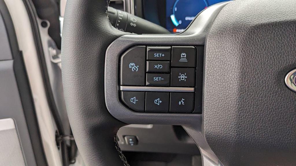 Used 2026 Ford F450 Lariat w/ Lariat Premium Package image 32