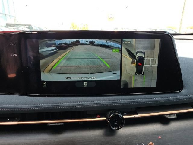 Used 2024 Nissan Ariya AWD image 20