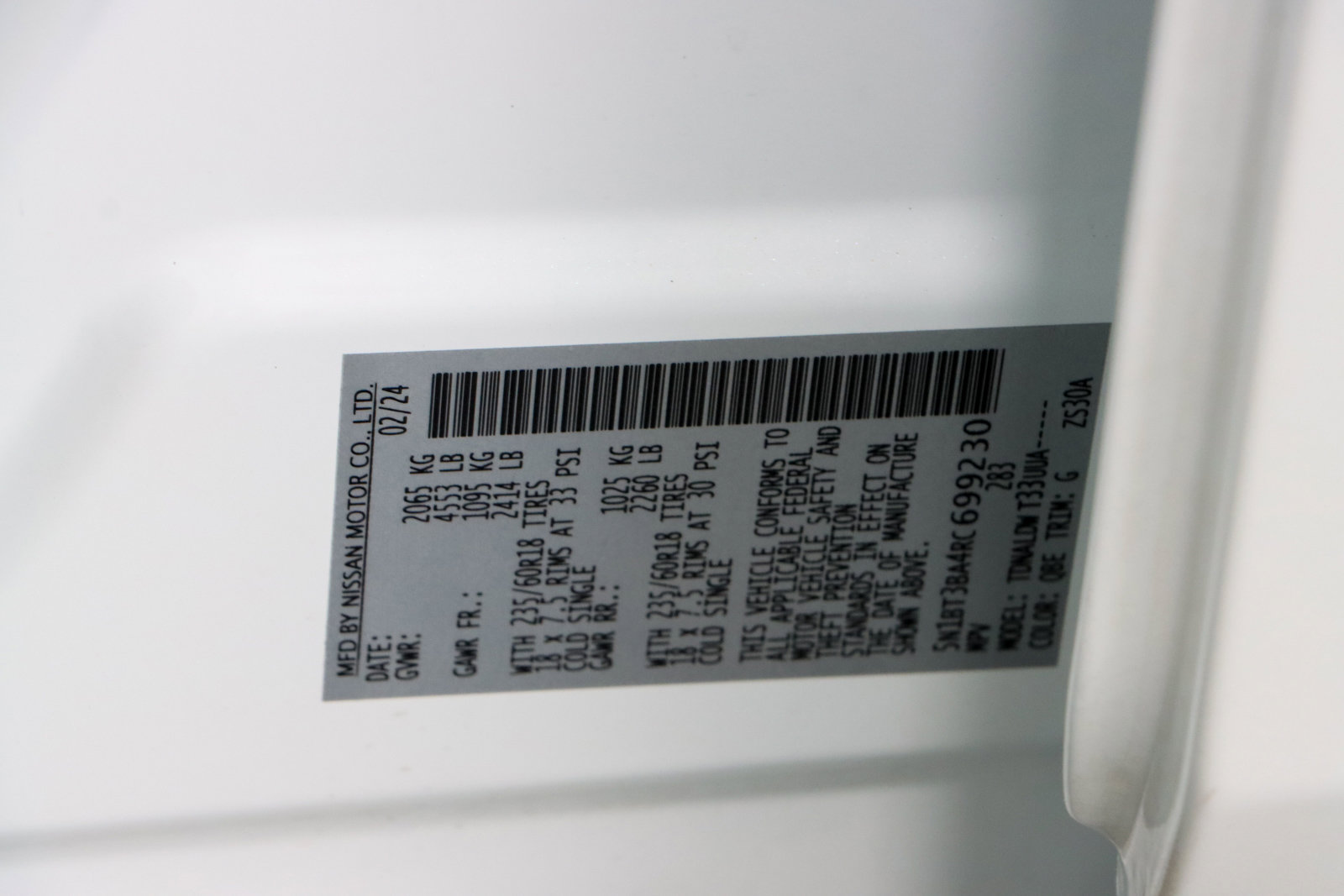 Used 2024 Nissan Rogue SV image 32