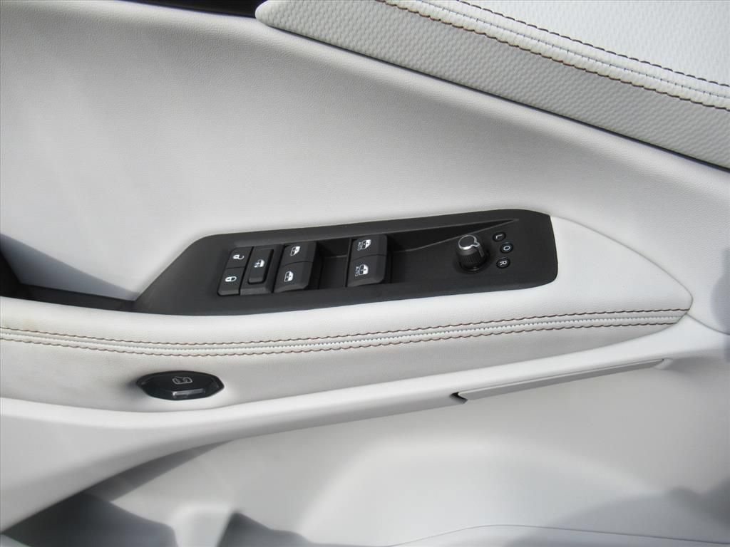New 2026 Jeep Cherokee Limited AWD/4WD image 21