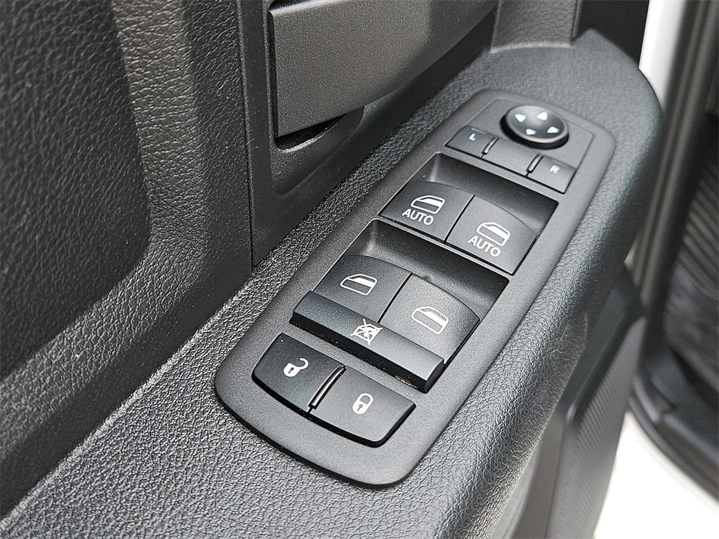 Used 2022 RAM 3500 Tradesman image 13