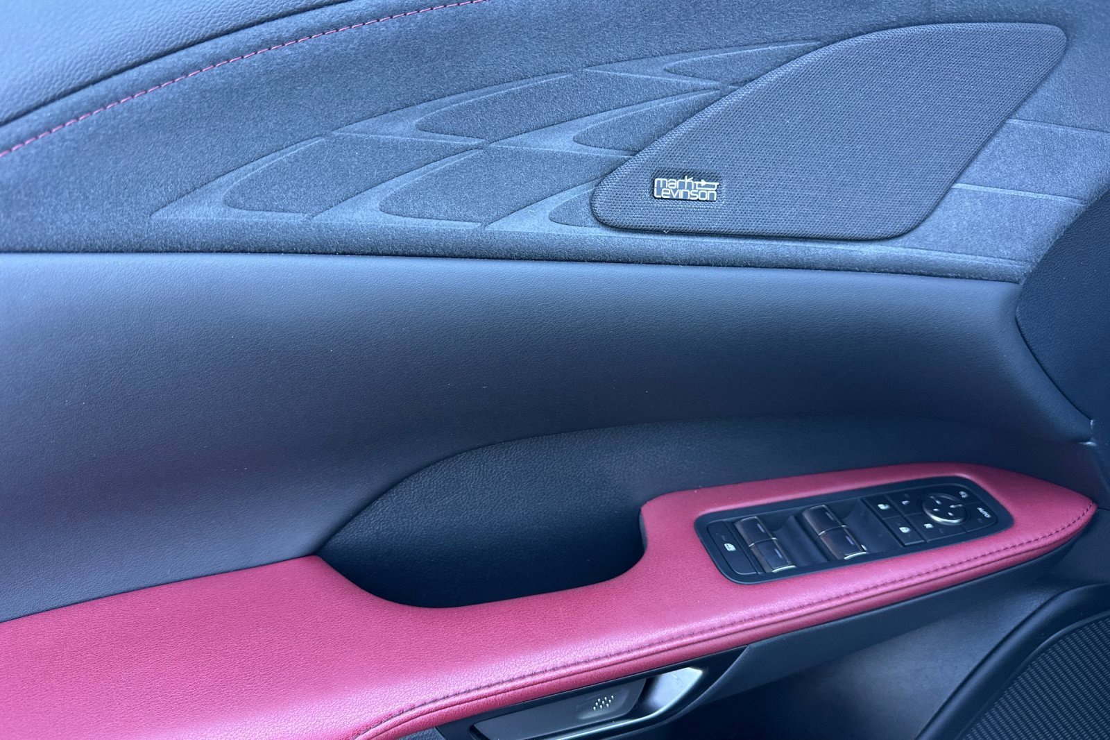 Certified 2023 Lexus RX 500h F Sport image 12