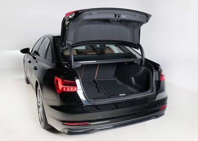 Certified 2025 Audi A6 Premium Plus image 6