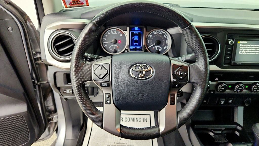 Used 2019 Toyota Tacoma SR5 AWD/4WD image 13