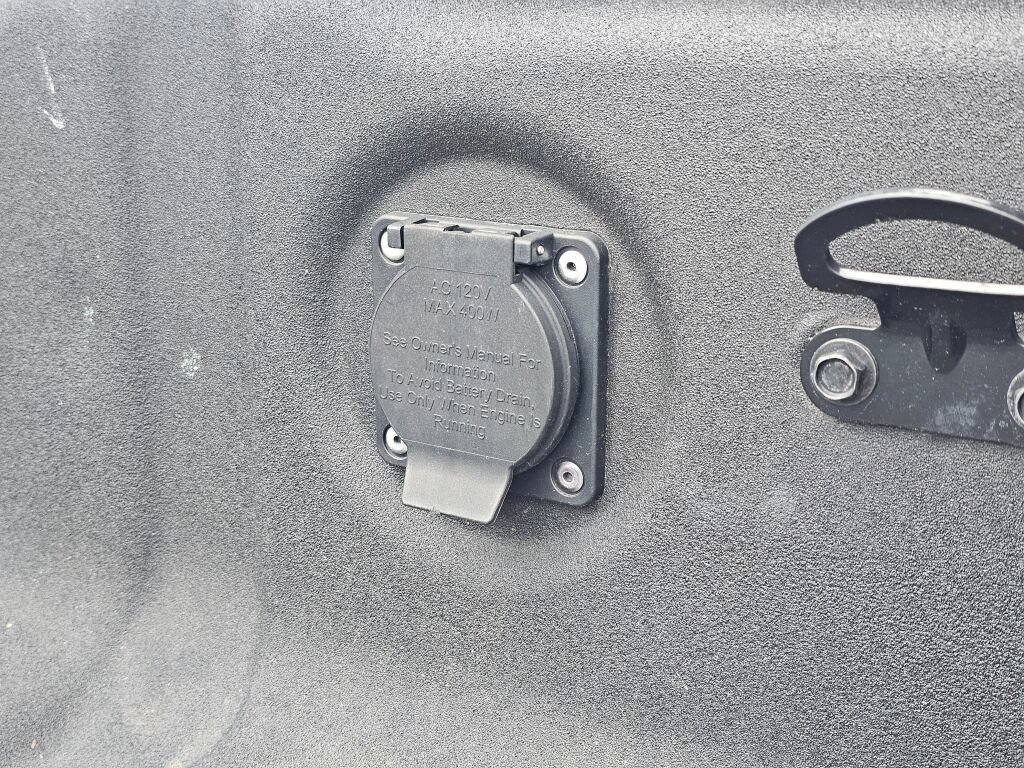 Used 2022 Nissan Frontier SV AWD/4WD image 23