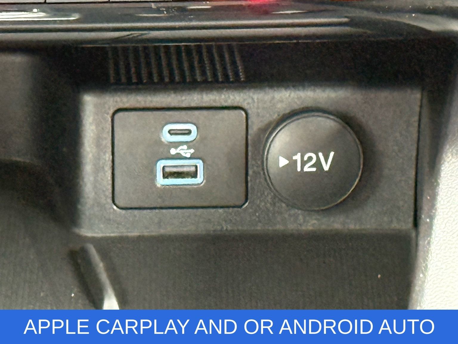 Used 2022 Ford Escape SEL w/ Technology Package image 27