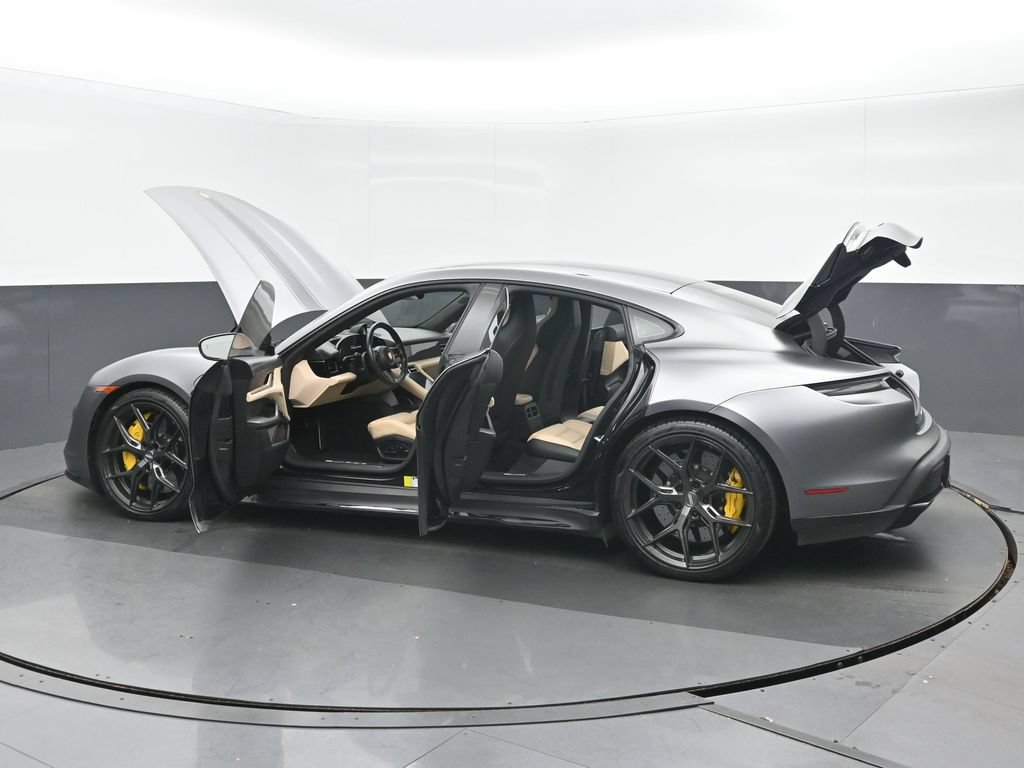 Used 2020 Porsche Taycan Turbo S AWD/4WD image 40