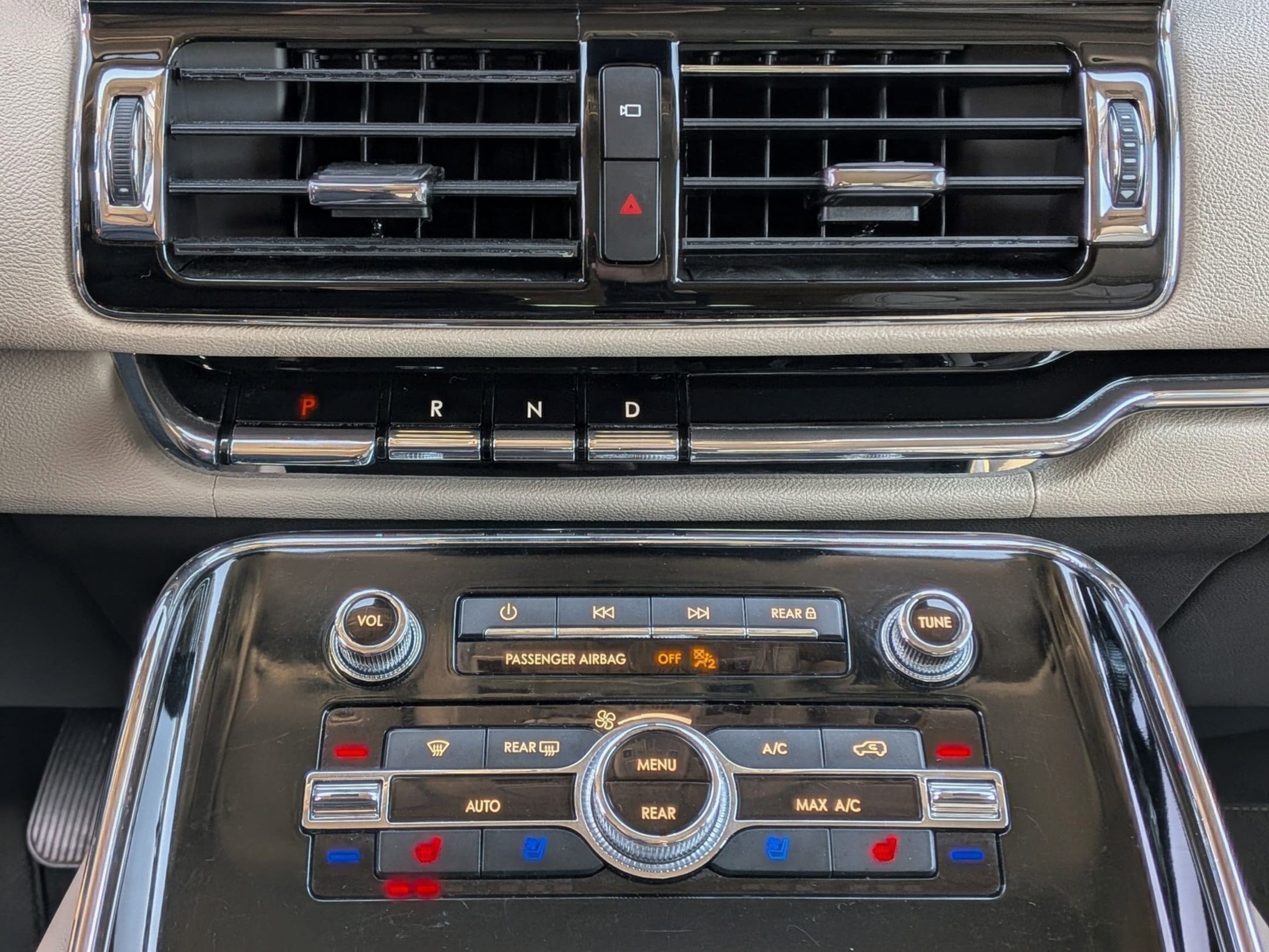 Used 2022 Lincoln Navigator Reserve AWD/4WD image 22
