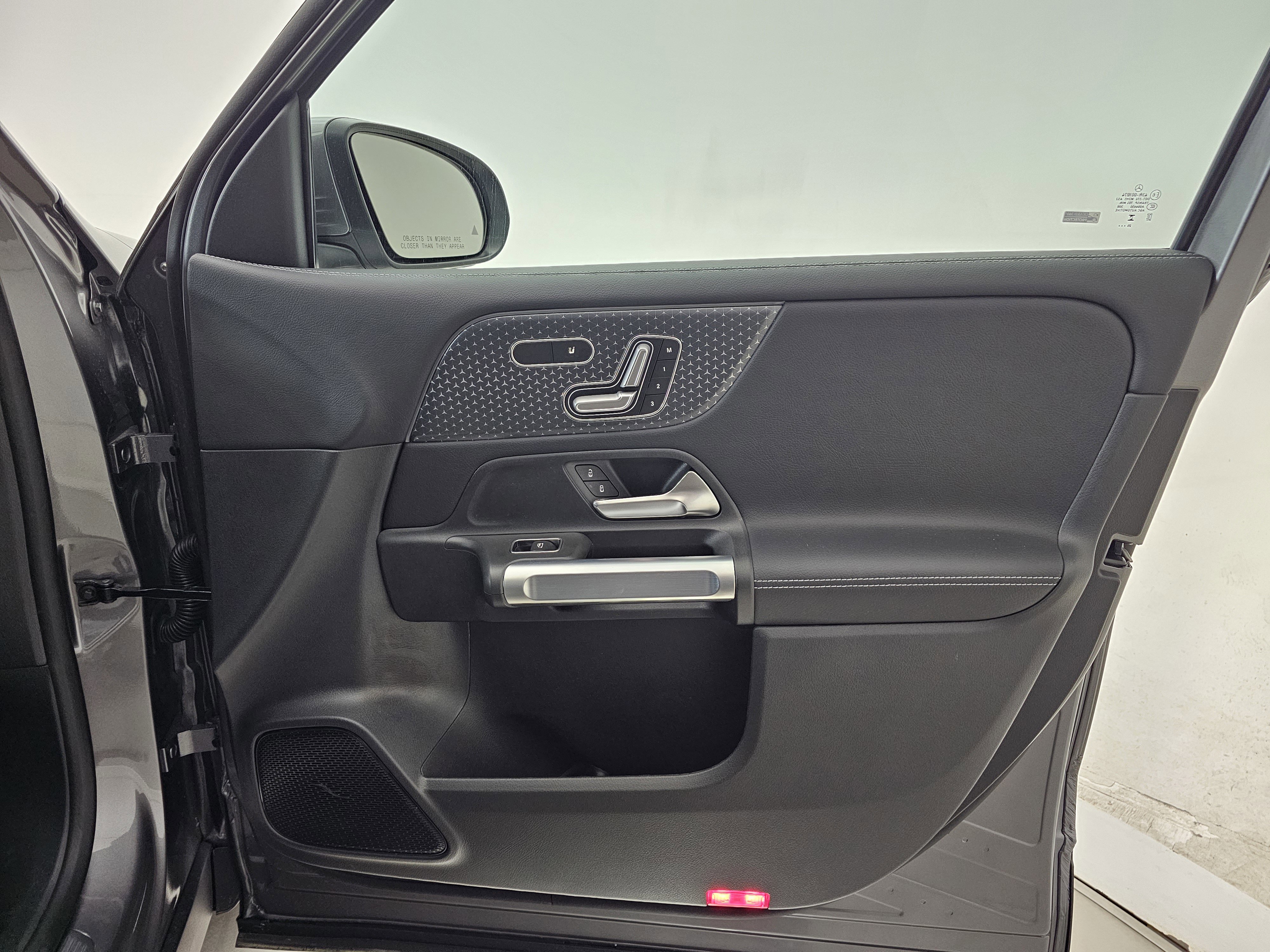 New 2026 Mercedes-Benz GLB 250 4MATIC image 20