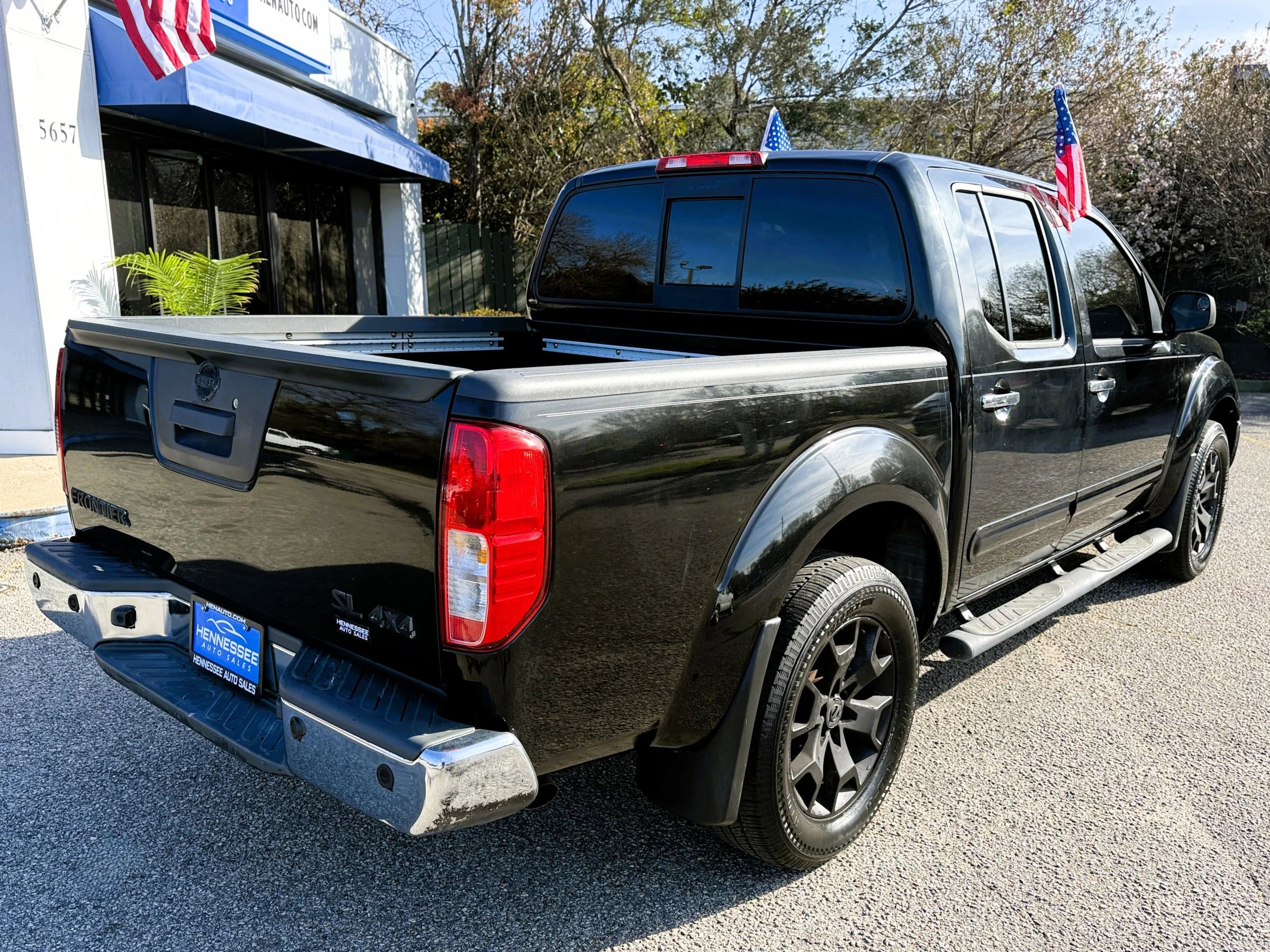 Used 2014 Nissan Frontier SL image 7