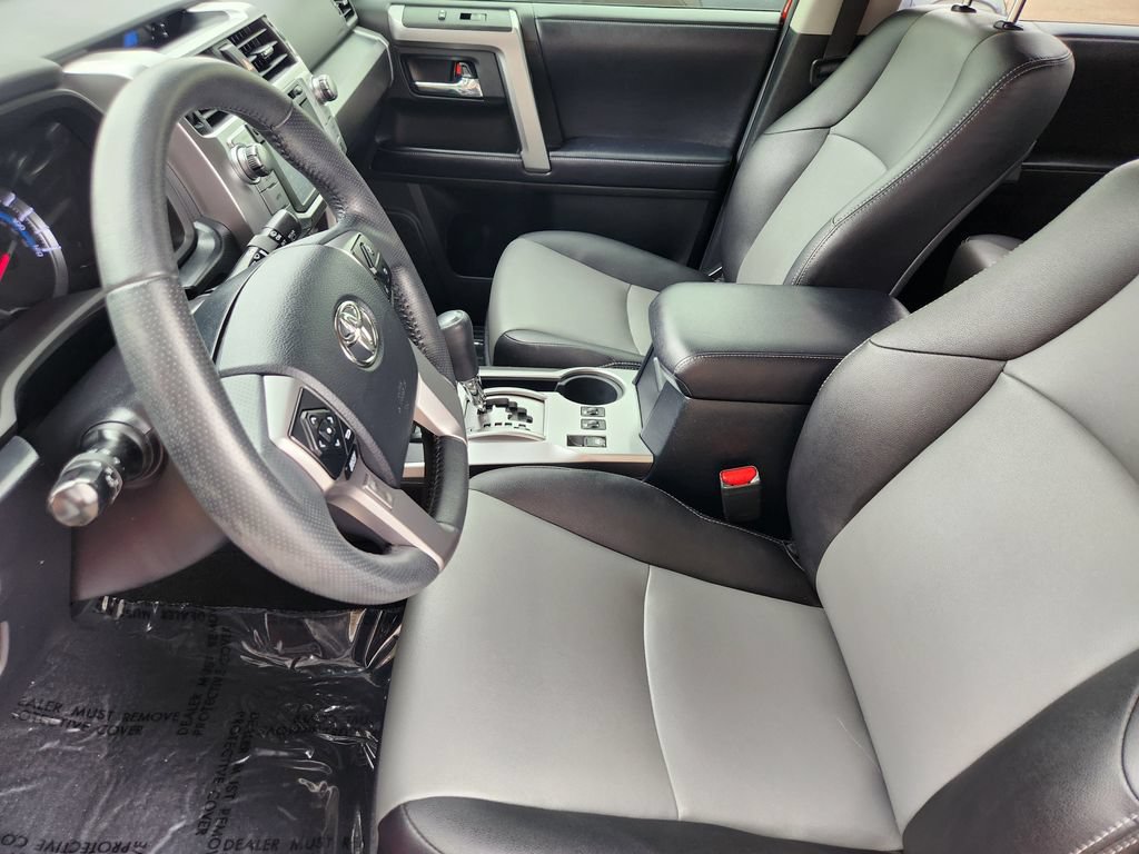 Used 2018 Toyota 4Runner SR5 Premium AWD/4WD image 4