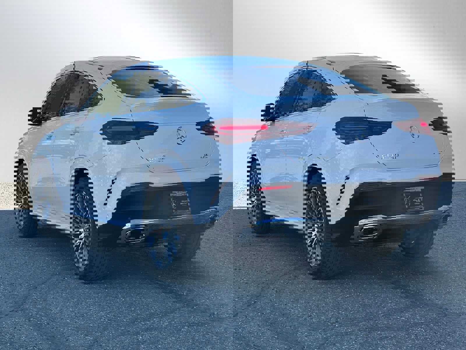 Used 2025 Mercedes-Benz GLE 450 4MATIC Coupe image 5