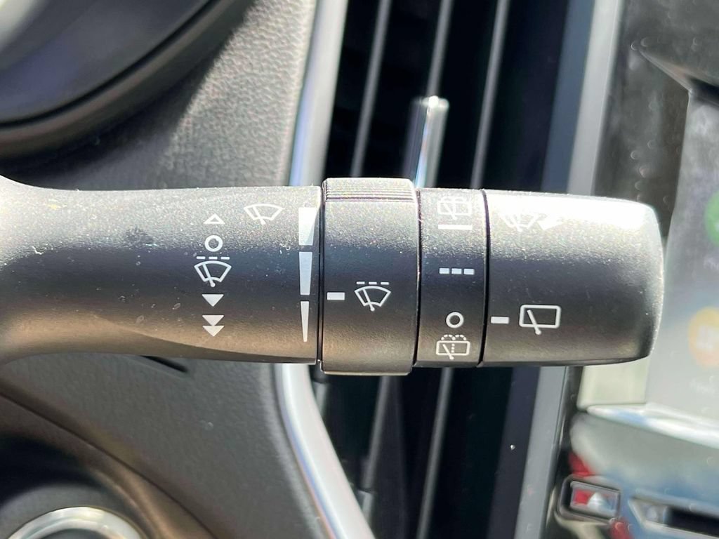 Used 2023 Subaru Forester Premium AWD/4WD image 25