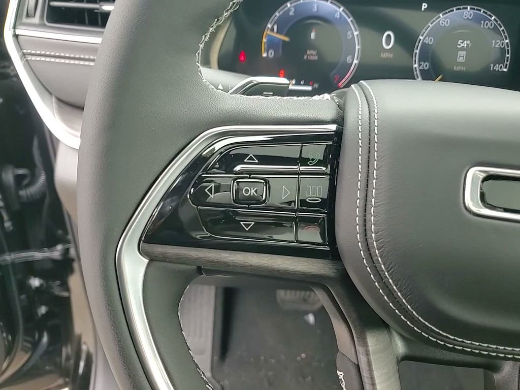 New 2025 Jeep Grand Cherokee L Overland w/ Trailer Tow Package image 28