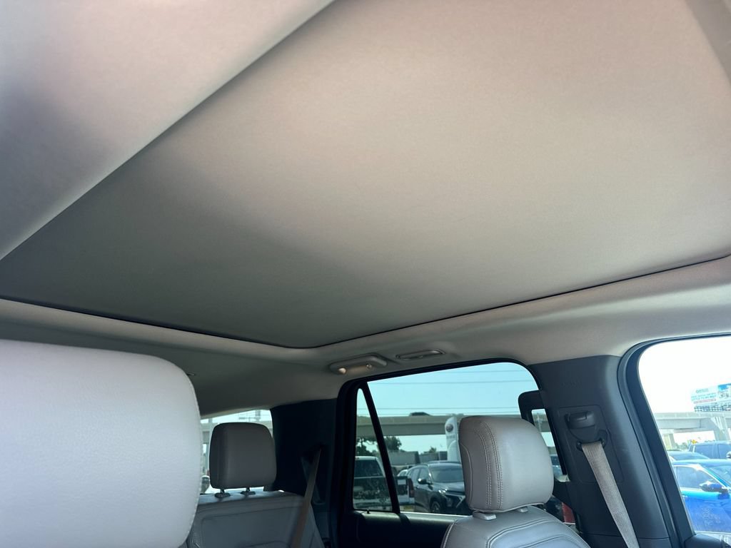 Used 2019 Ford Expedition Limited w/ Equipment Group 301A RWD image 13