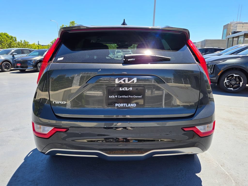 Certified 2024 Kia Niro Wind w/ Wind Preserve Package FWD image 5