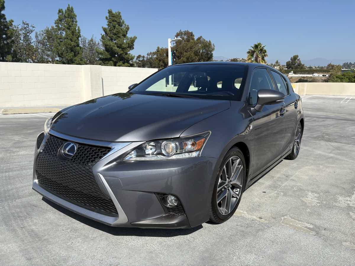 Used 2015 Lexus CT 200h image 18