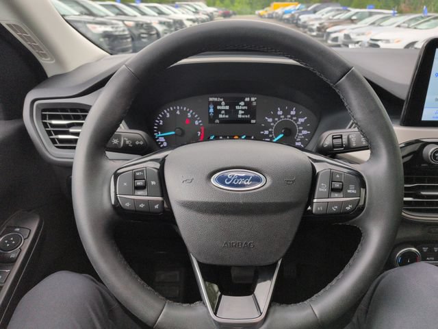 Certified 2022 Ford Escape SEL AWD/4WD image 32