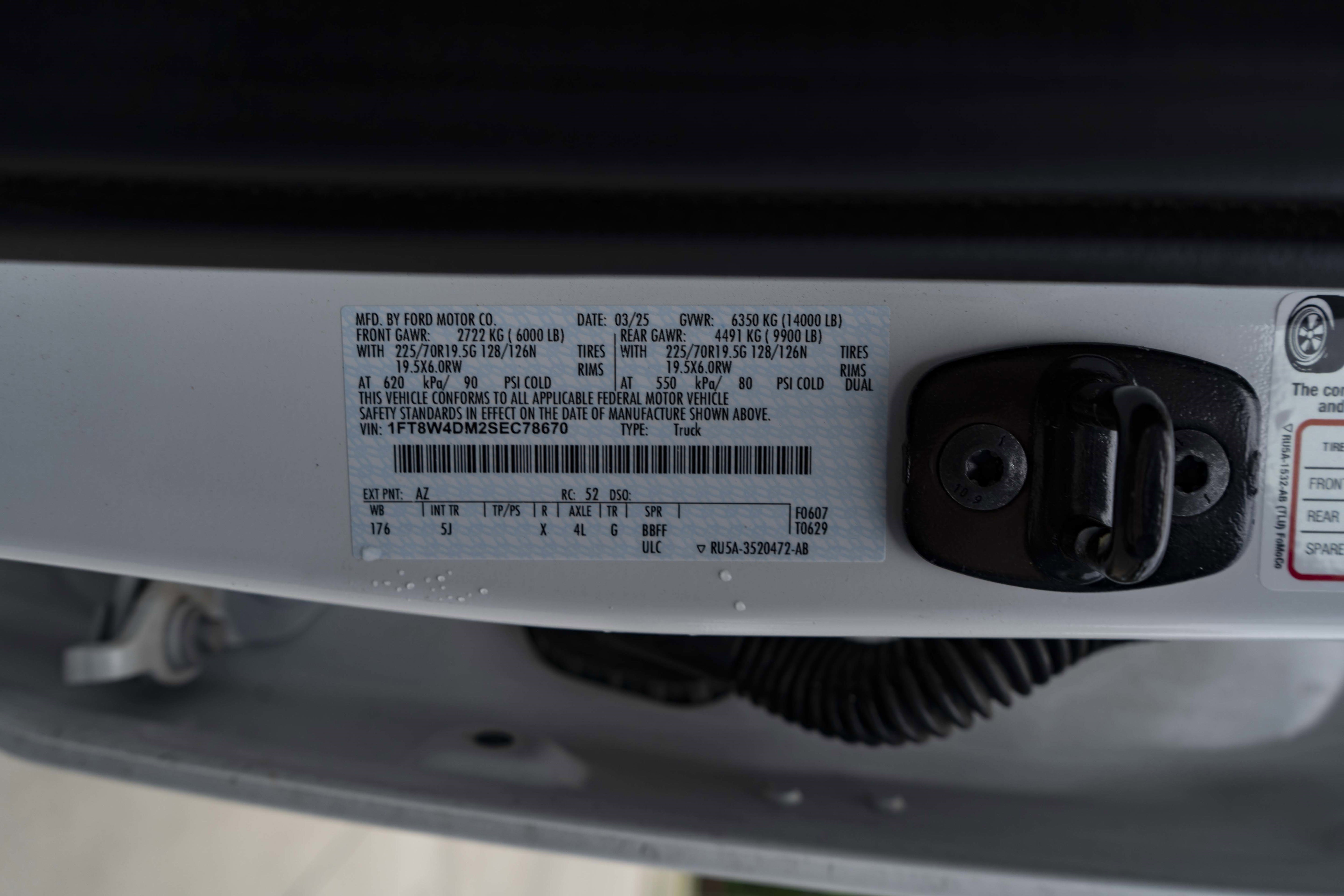 Used 2025 Ford F450 Lariat w/ Lariat Ultimate Package AWD/4WD image 44