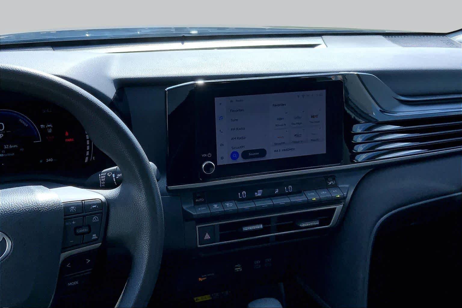 Used 2025 Toyota Camry LE FWD image 7