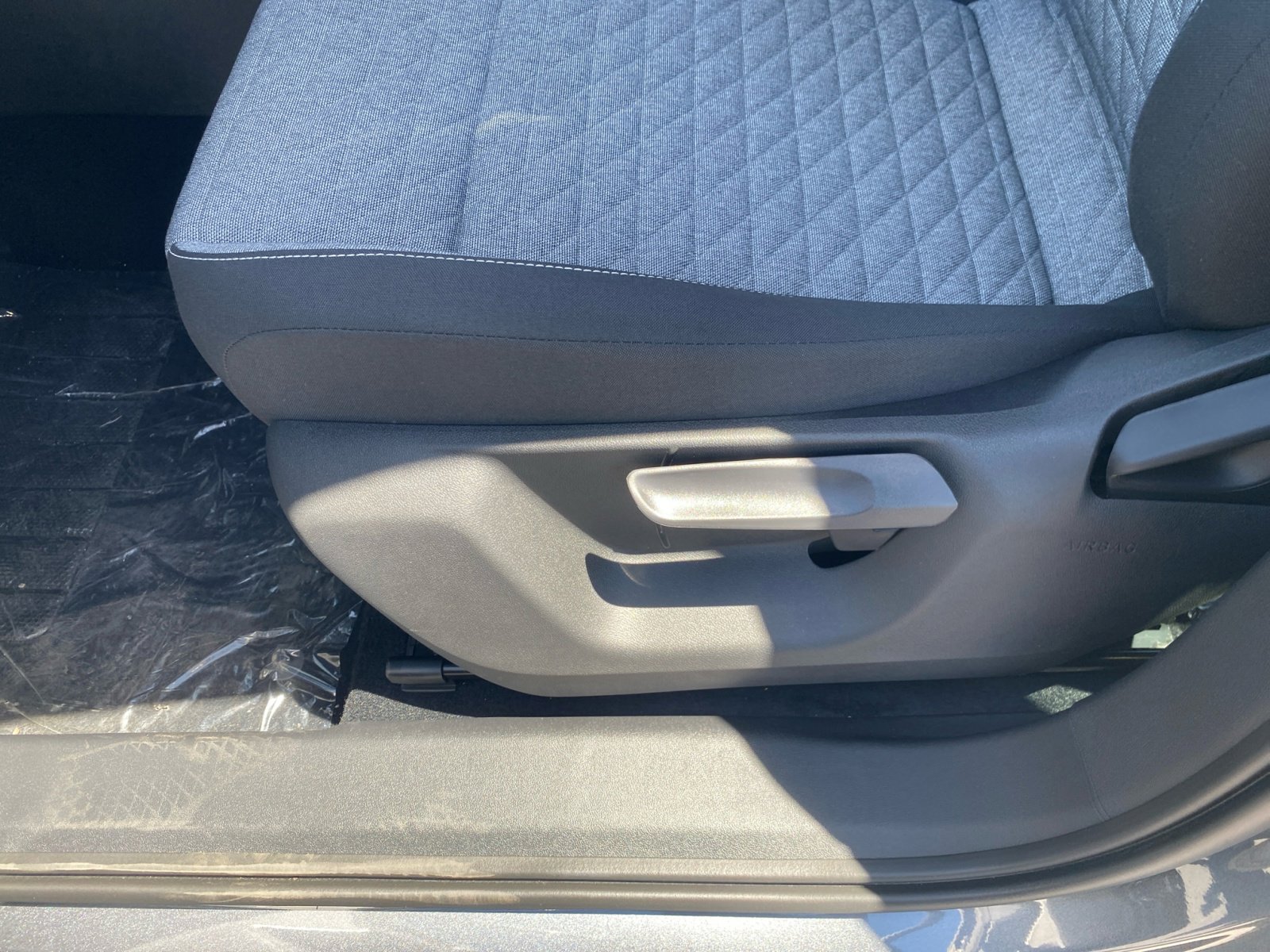 New 2025 Volkswagen Tiguan S image 14