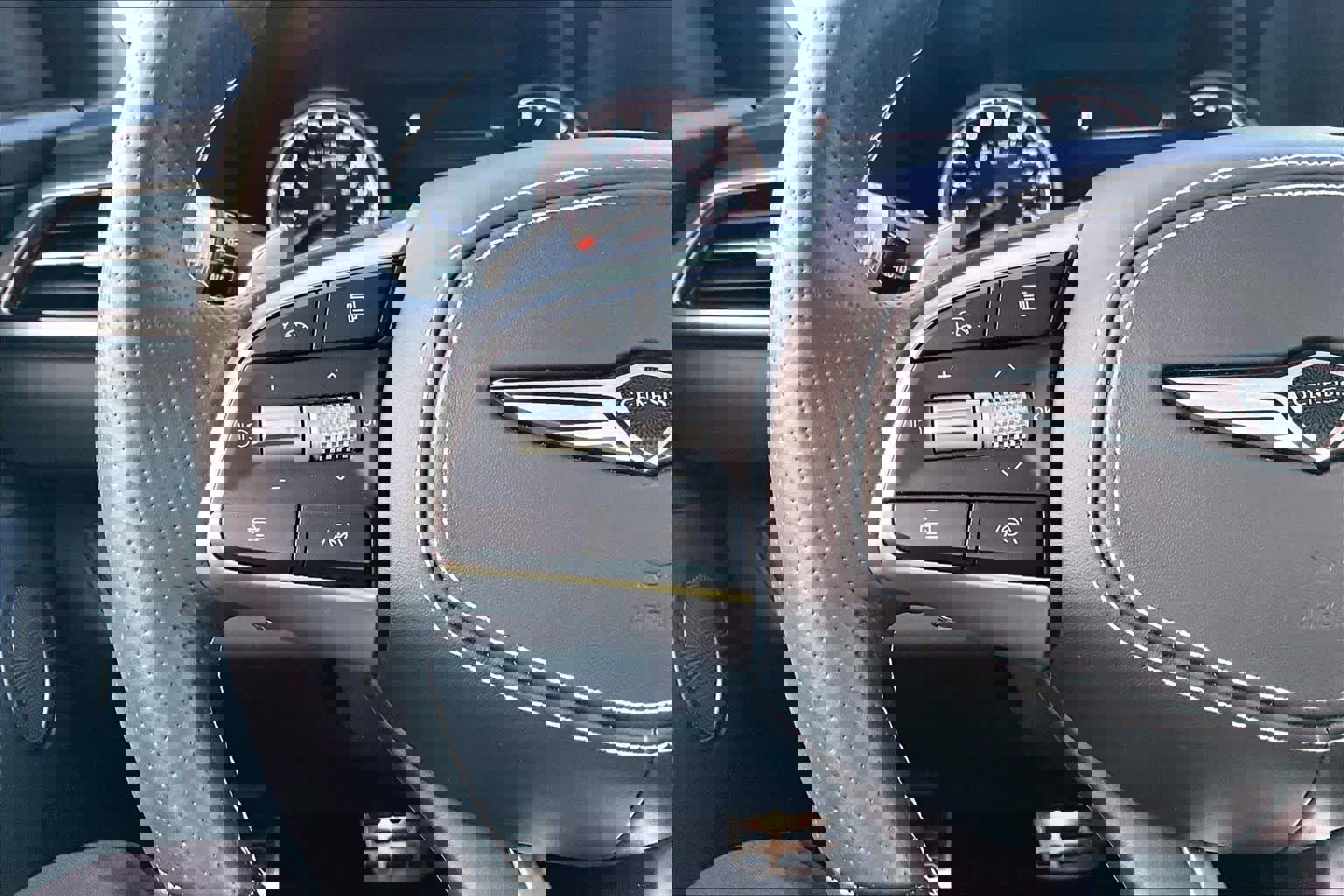 Used 2024 Genesis G70 3.3T Advanced w/ Sport Prestige Package image 23