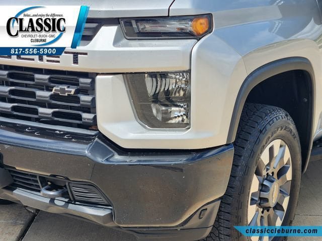Used 2021 Chevrolet Silverado 2500 Custom w/ Custom Value Package AWD/4WD image 11