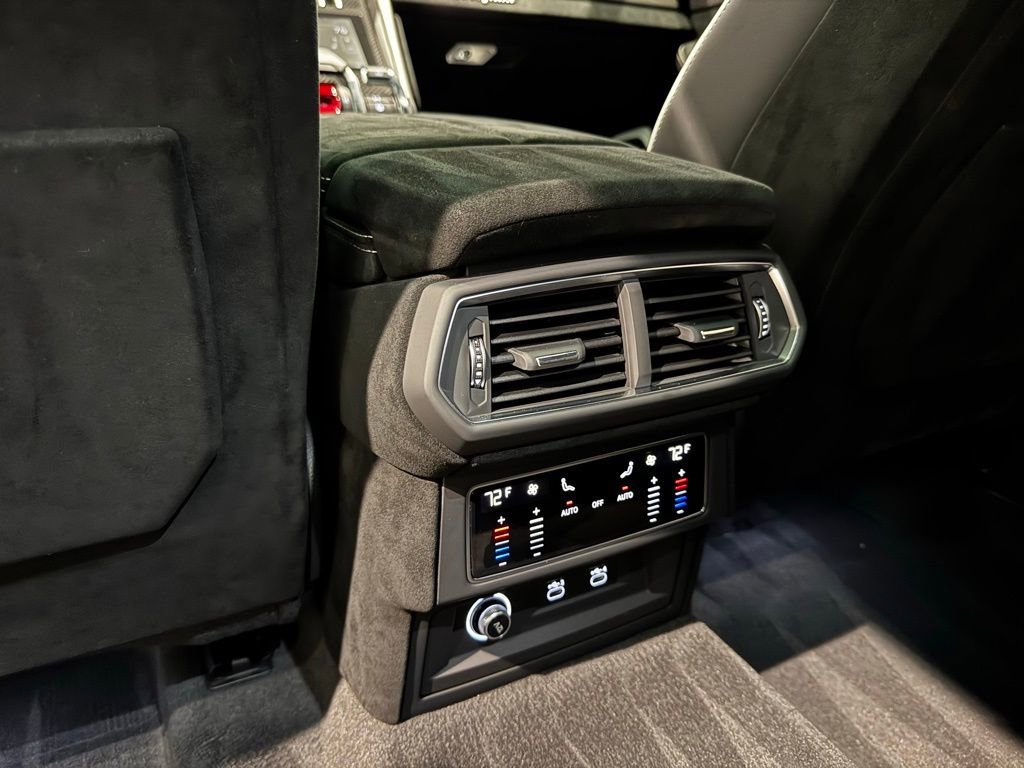 Used 2024 Lamborghini Urus Performante image 58