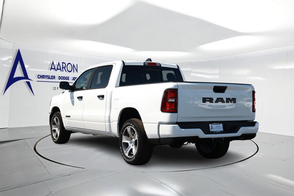 New 2026 RAM 1500 Express RWD image 2