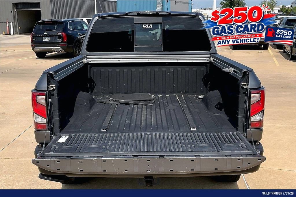 Used 2021 Nissan Titan PRO-4X w/ Pro-4x Convenience Package AWD/4WD image 35