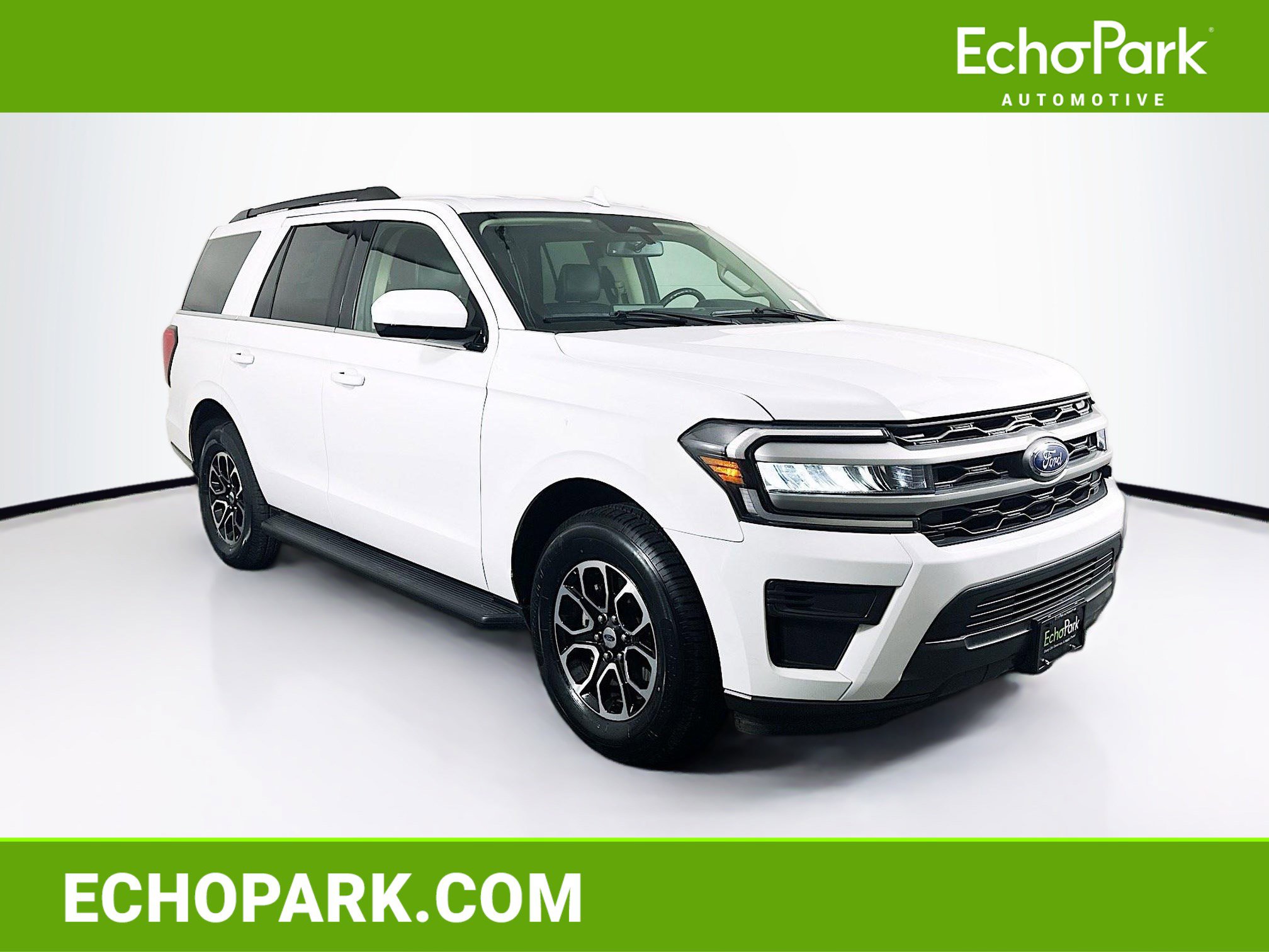 Used 2024 Ford Expedition XLT image 1