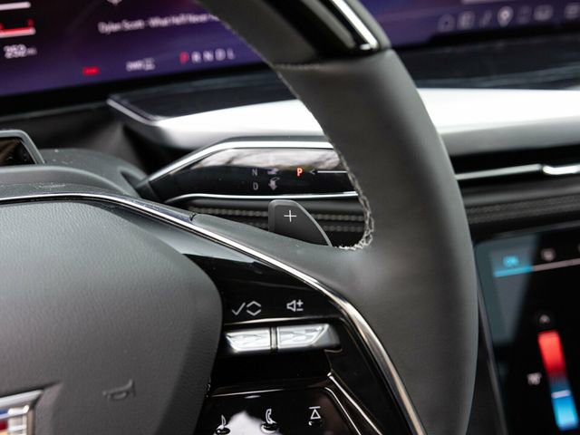 Used 2026 Cadillac Escalade ESV Sport w/ Touring Package image 36