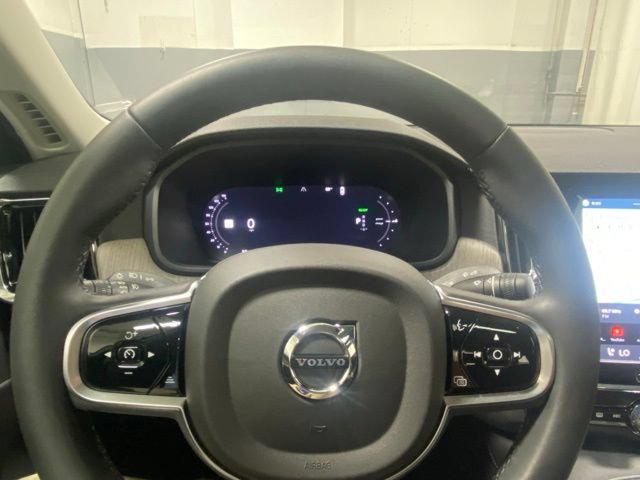 Used 2025 Volvo S90 T8 Plus AWD/4WD image 15