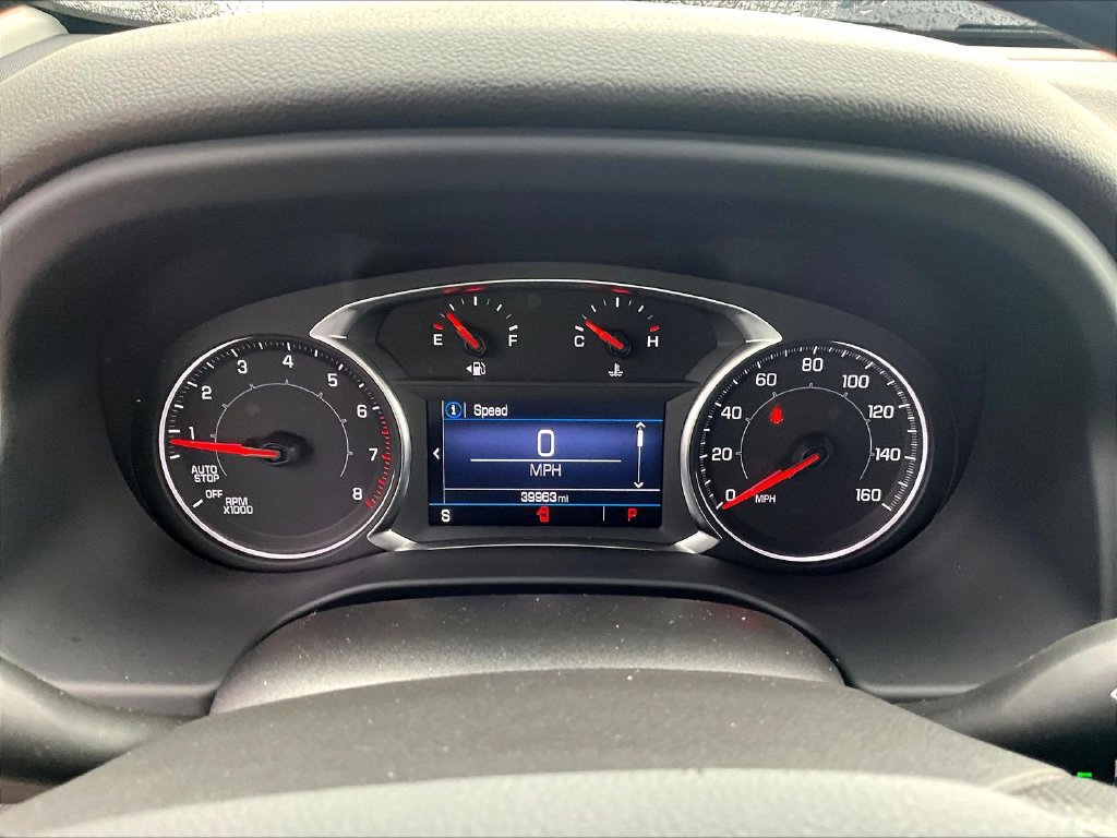 Used 2023 GMC Acadia SLE FWD image 15