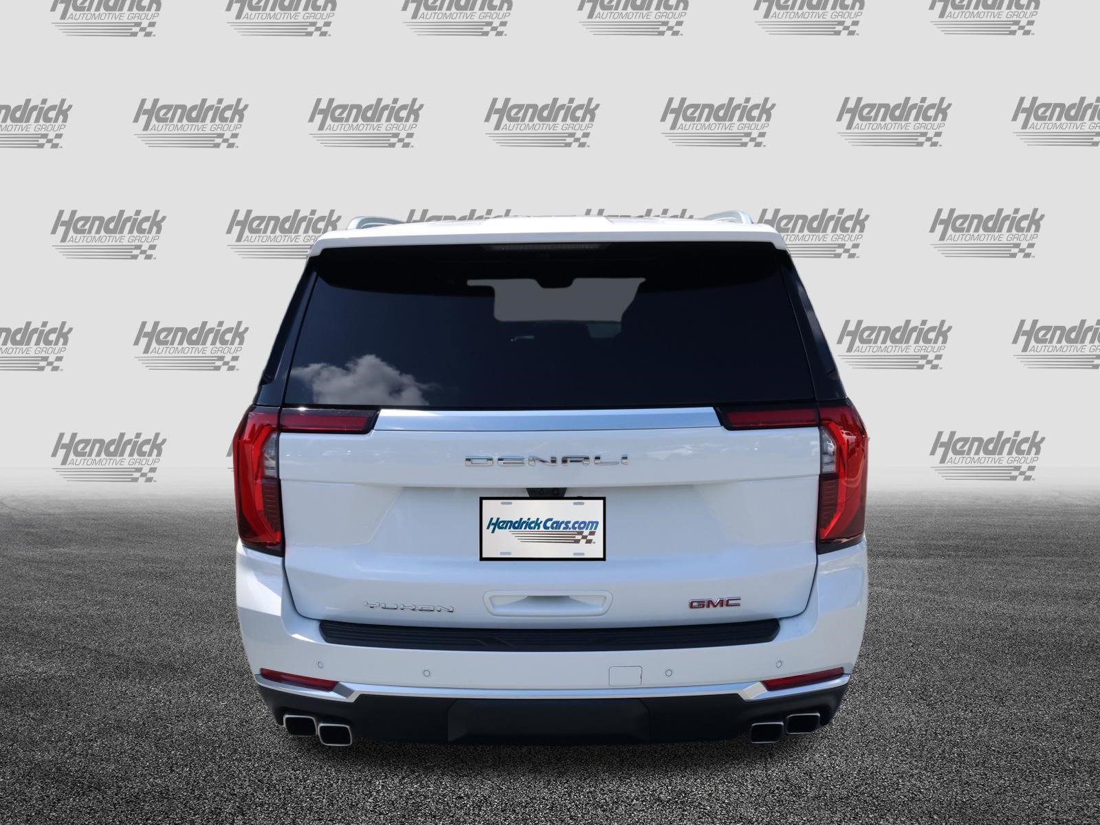 Used 2025 GMC Yukon Denali w/ Denali Reserve Package AWD/4WD image 7